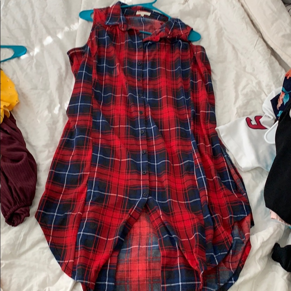 Plaid sleeveless shirt